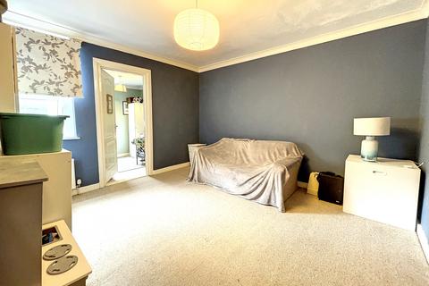 6 Constitution Hill, Snodland, ME6 5DH