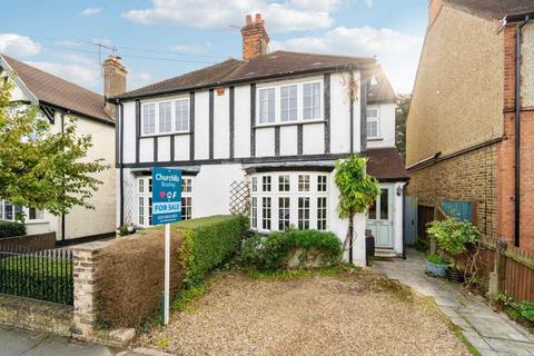 83 Oxhey Avenue, Watford, WD19 4HB