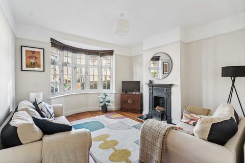 83 Oxhey Avenue, Watford, WD19 4HB