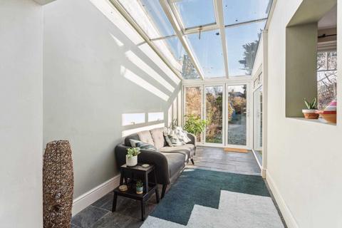83 Oxhey Avenue, Watford, WD19 4HB
