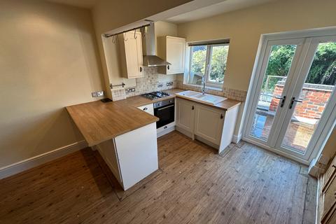1 bedroom flat to rent, New Street, Burton-On-Trent, DE14