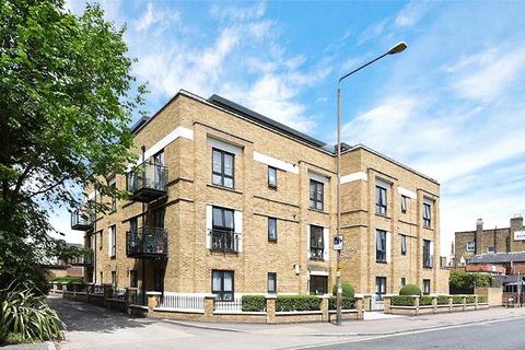 3 bedroom penthouse to rent, De La Mare Court, 6 Stratheden Road, Blackheath, London, SE3