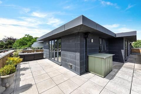 3 bedroom penthouse to rent, De La Mare Court, 6 Stratheden Road, Blackheath, London, SE3