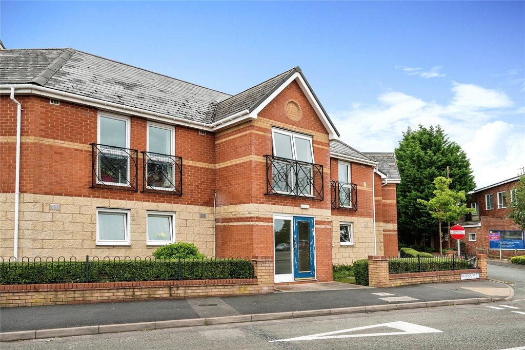 Minster Road, StourportonSevern, Worcestershire, DY13 1 bed apartment for sale £85,000
