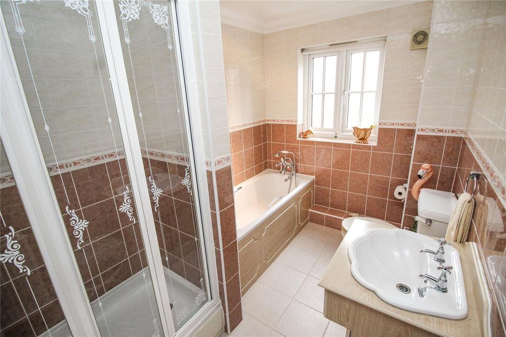 Main Bathroom