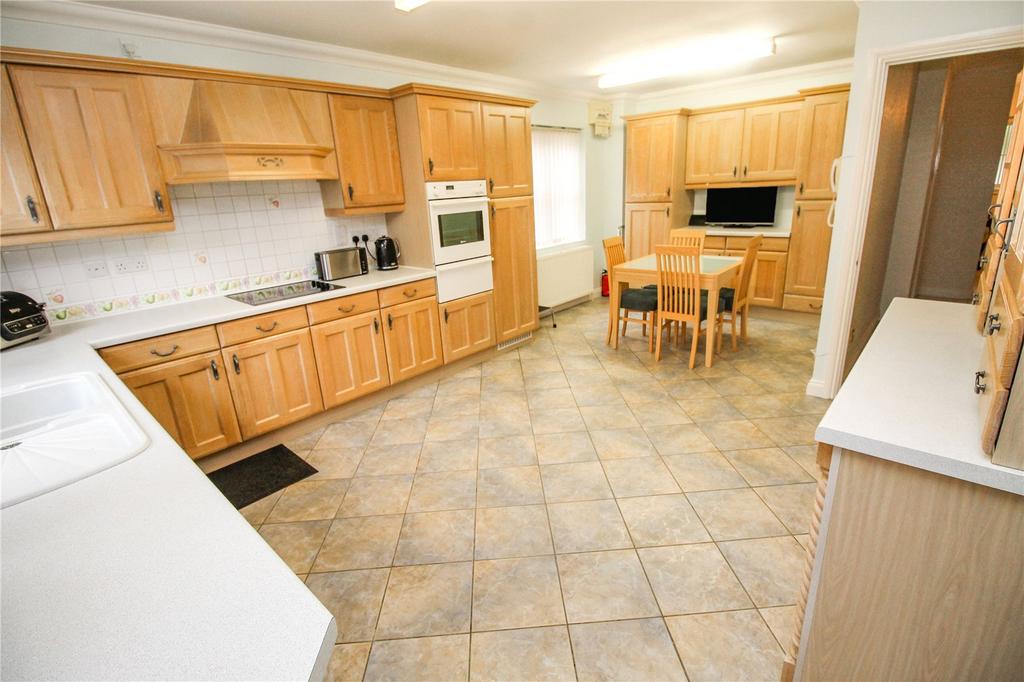 Kitchen/Diner/Family