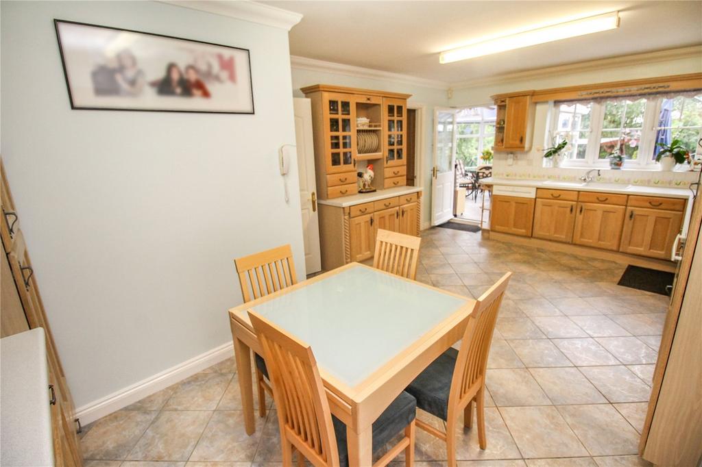 Kitchen/Diner/Family