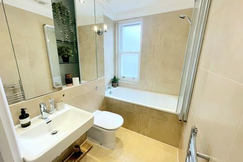2 bedroom apartment for sale - Highgate Road, Kentish Town, NW5