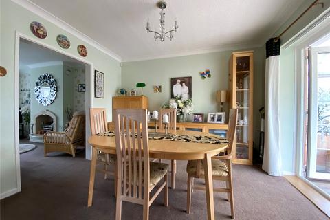 43 Fairway, Bradford, BD7 4JG