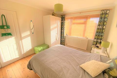 10 April Close, Exmouth, EX8 4QE