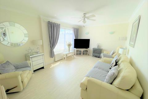 49 Broadmead, Exmouth, EX8 4JR