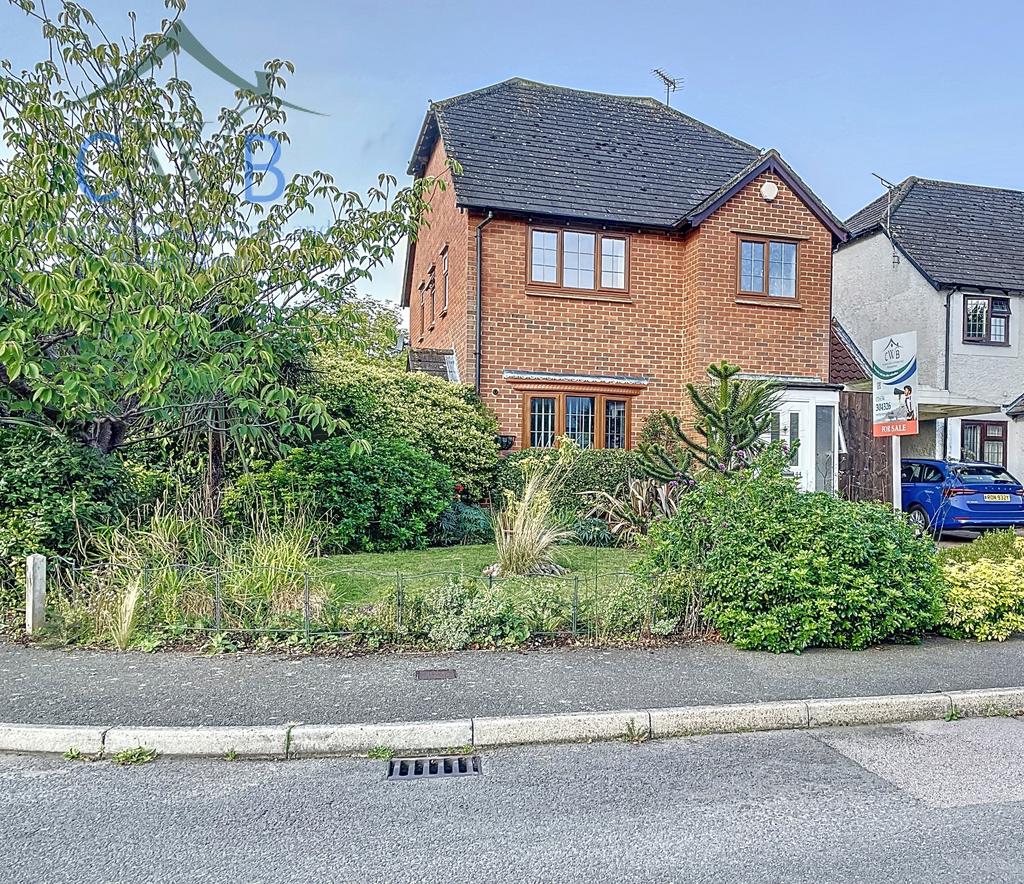 Halling, ME2 3 bed detached house for sale £450,000