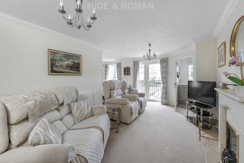 Leatherhead Road, Ashtead KT21 2 bed retirement property £350,000