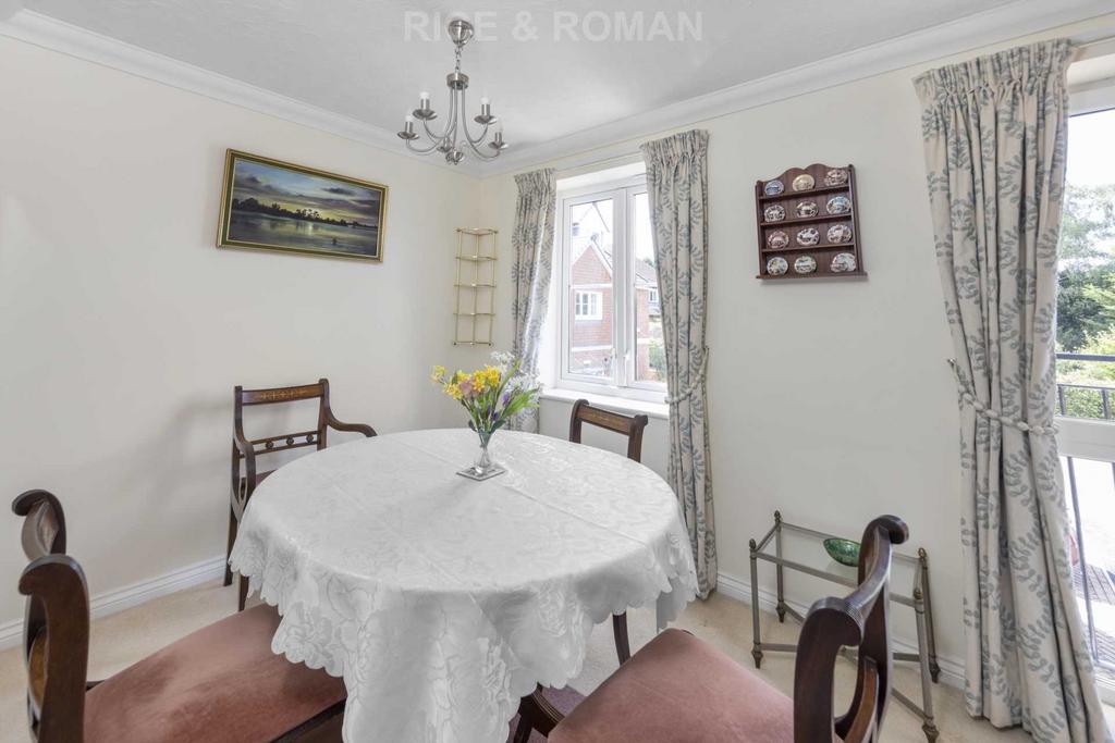 Leatherhead Road, Ashtead KT21 2 bed retirement property for sale £