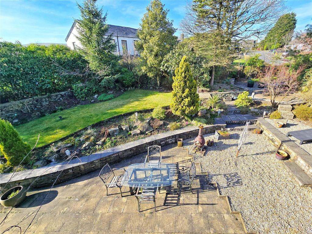 Sunny Rear Gardens