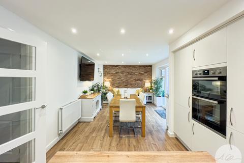 74 Olivette Crescent, Thirsk, YO7 1TZ