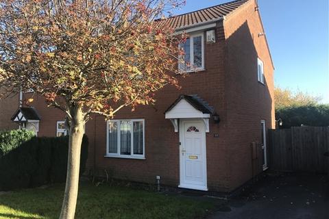 3 bedroom semi-detached house to rent, Newquay Close, Hinckley