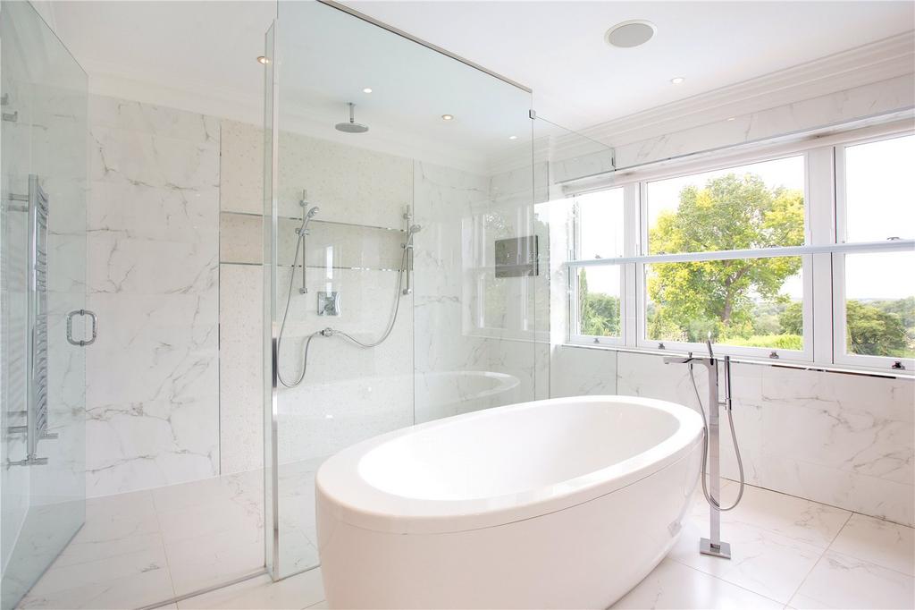 En Suite Bathroom