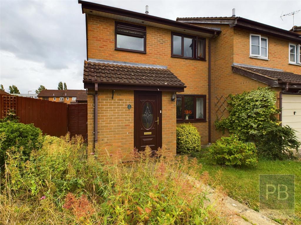 Dunster Gardens, Springbank, Cheltenham, Gloucestershire, GL51 3 bed