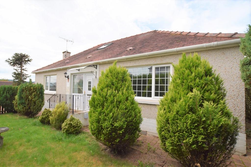 Dunvegan, 20 Ryedale Road, Dumfries, DG2 7EP 3 bed detached bungalow