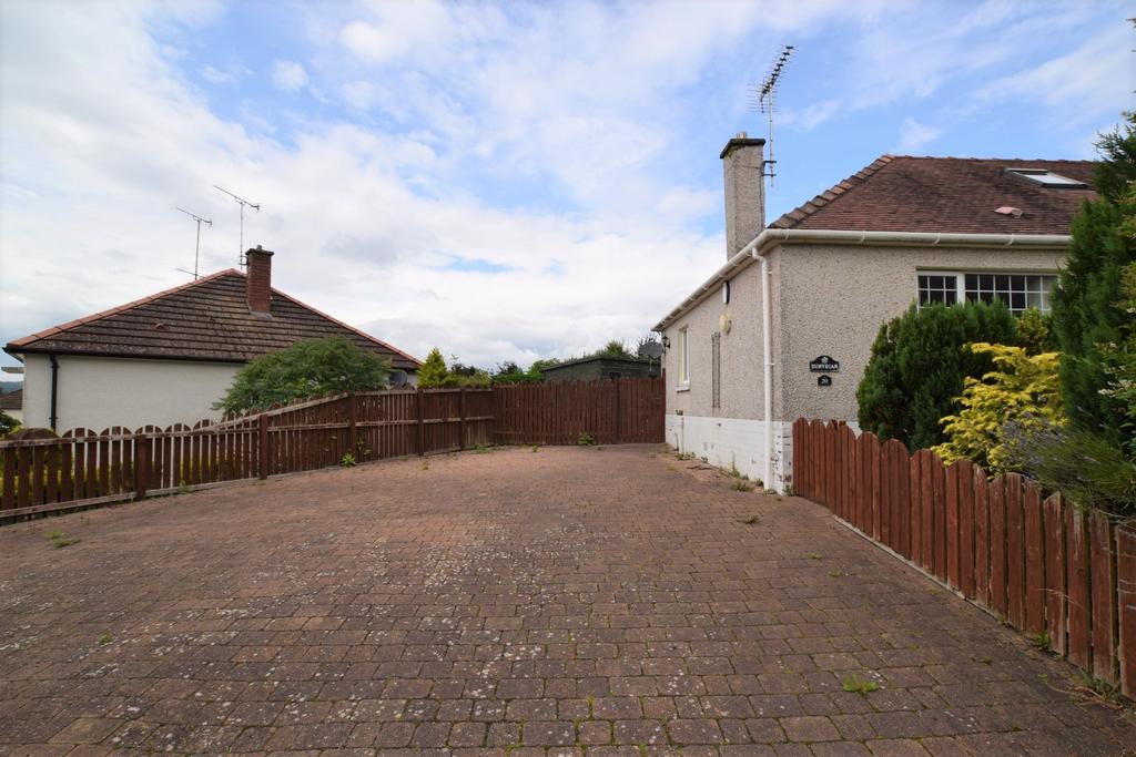 Dunvegan, 20 Ryedale Road, Dumfries, DG2 7 EP - Gri