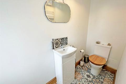 2575 Coventry Road, Sheldon, Birmingham, B26 3PX