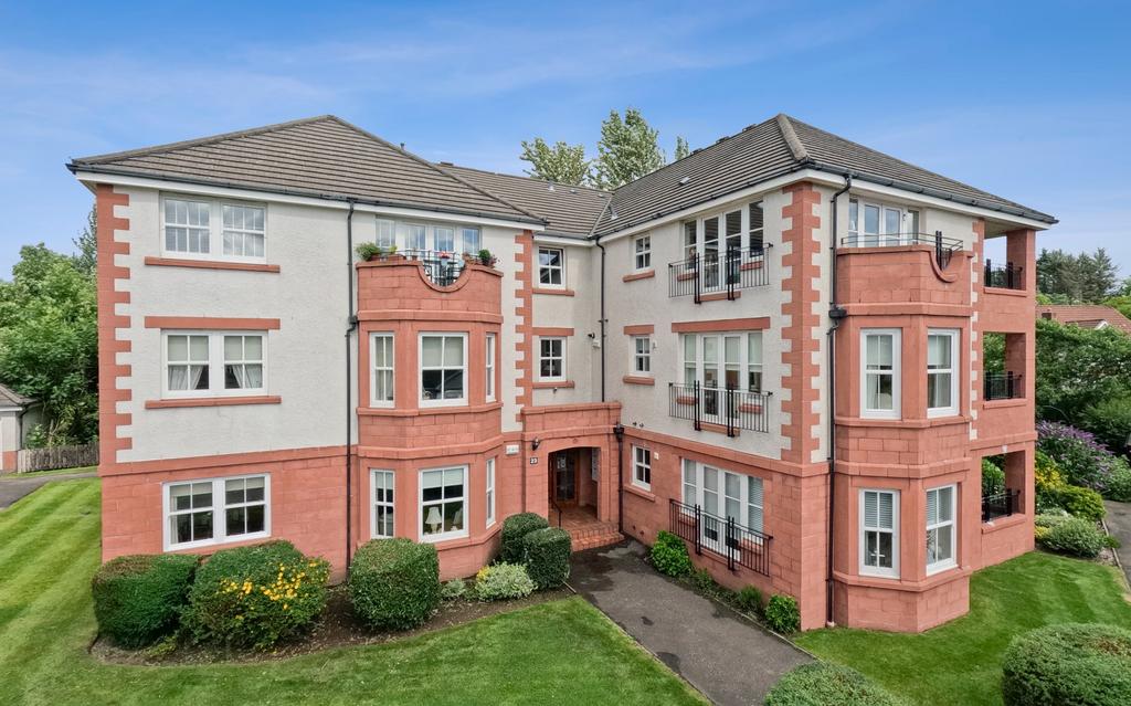 Kirklands Drive, Newton Mearns, East Renfrewshire, G77 5FF 2 bed flat