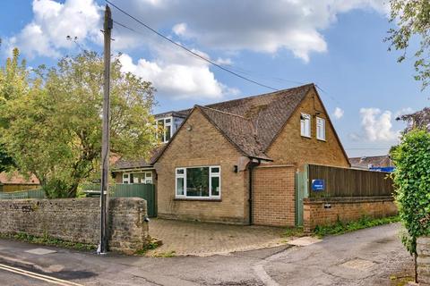 3 bedroom detached bungalow to rent, Woodstock,  Oxfordshire,  OX20
