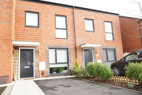 2 bedroom terraced house to rent, Garforth Ave :: Ancoats