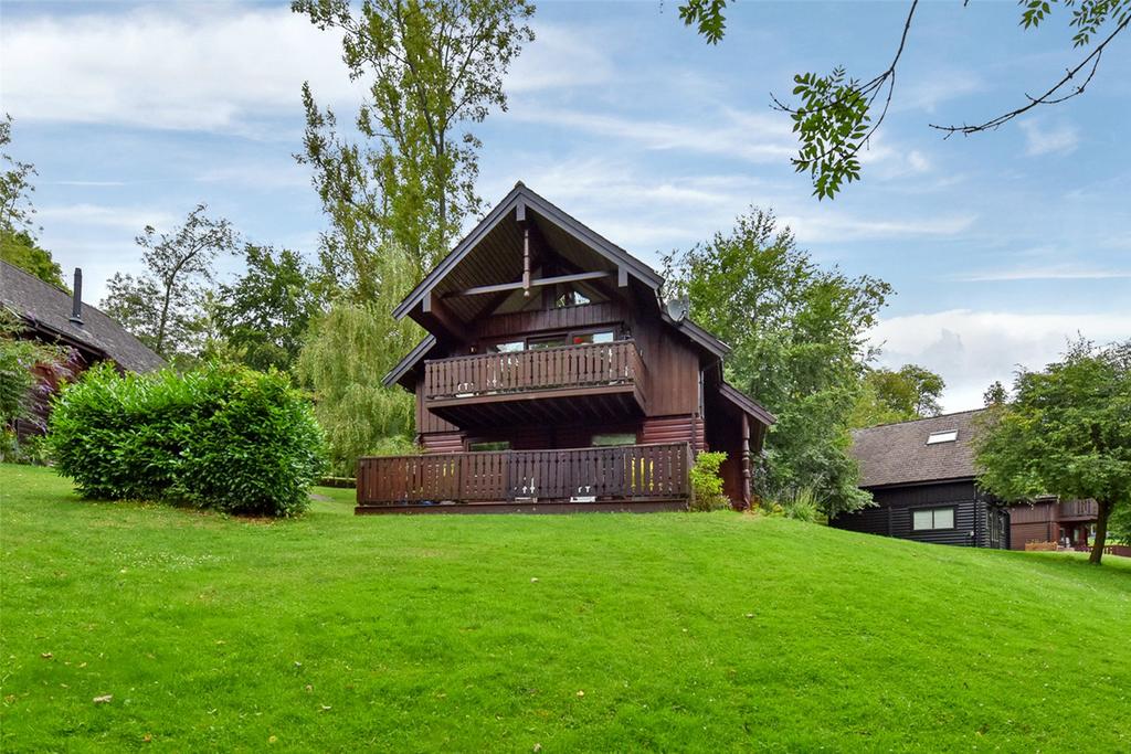 Harleyford, Henley Road, Marlow, Buckinghamshire, SL7 2 bed detached
