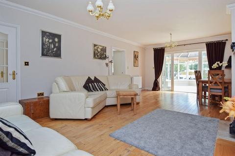 5 Teal Drive, Herne Bay, CT6 5RA