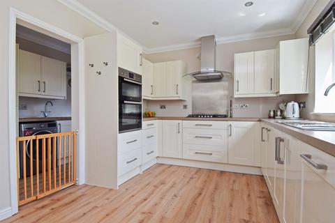 5 Teal Drive, Herne Bay, CT6 5RA