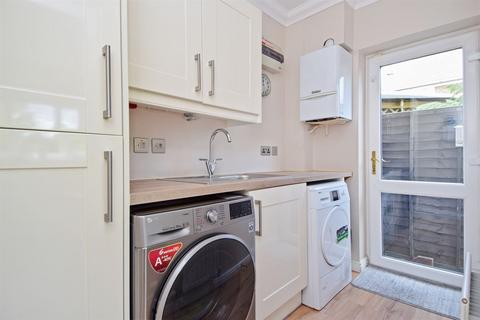 5 Teal Drive, Herne Bay, CT6 5RA