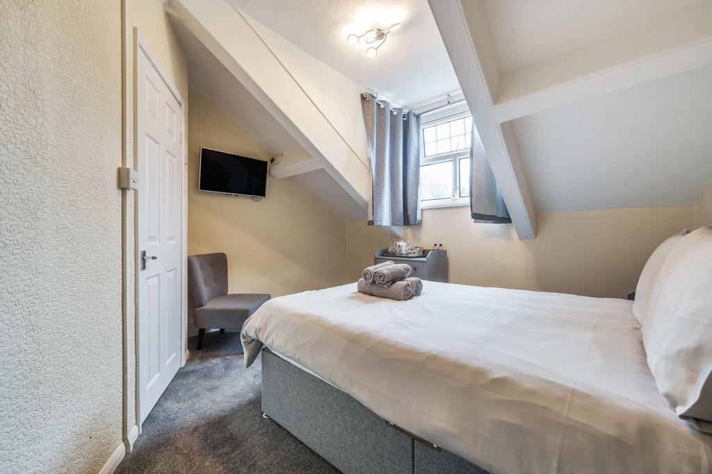 Letting Bedroom 5