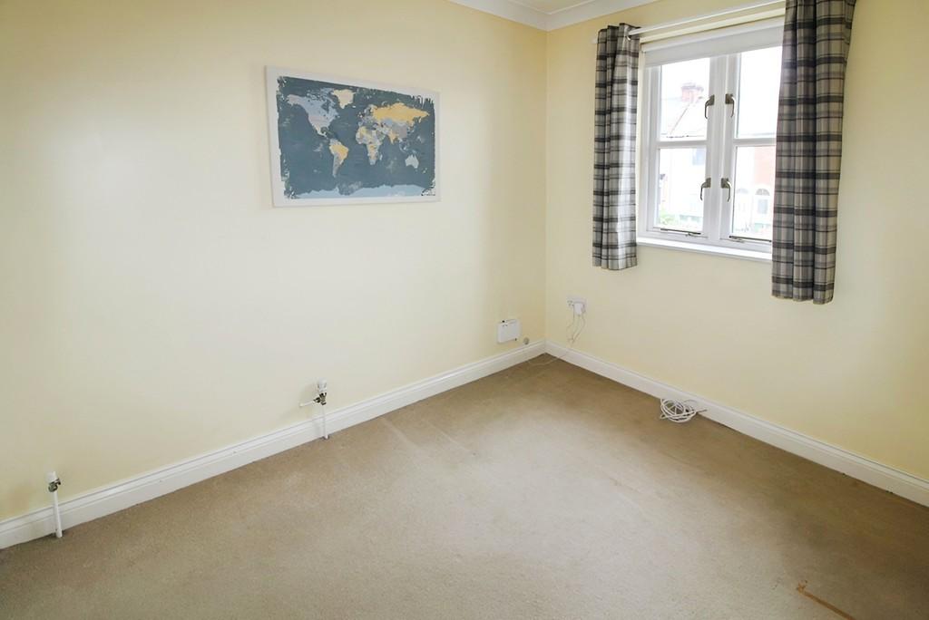 B646676a-Bedroom