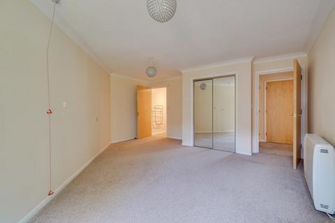 2 bedroom ground floor flat for sale - Collingwood Court, Royston