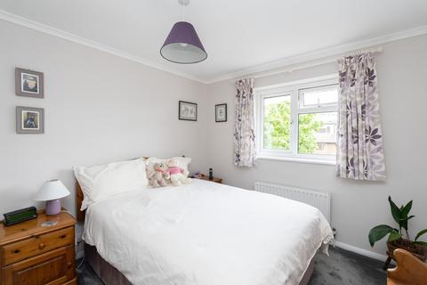 8 Chester Close, Dorking, RH4 1PP