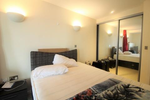 2 bedroom apartment to rent, Bridgewater Place, Leeds