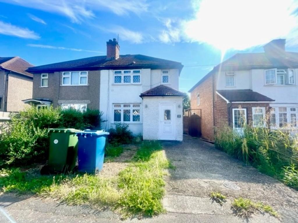 Hampden Road, Harrow 3 bed semidetached house for sale £475,000