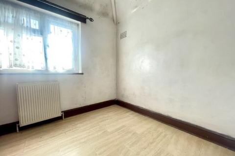 50 Hampden Road, Harrow, HA3 5PR
