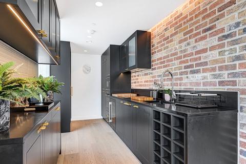 3 bedroom apartment for sale - Watch House, Berwick Street, Soho, London, W1F