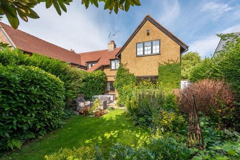 3 bedroom semi-detached house for sale, West Horsley