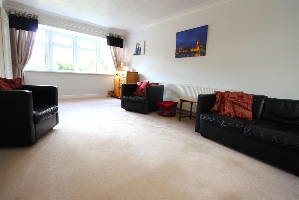 Lounge 2