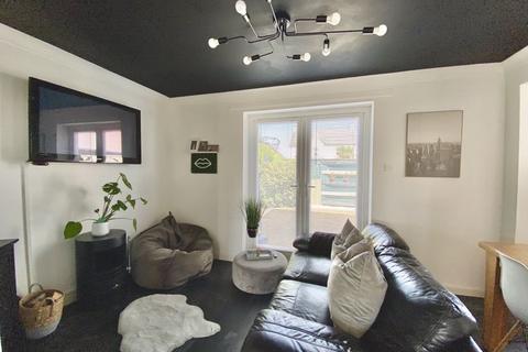 2 Ailsa View Place, Ayr, KA7 4NA
