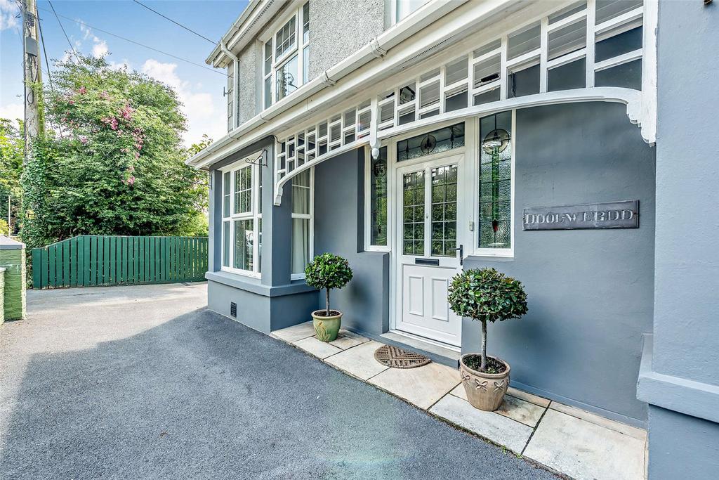 Front Entrance Porch