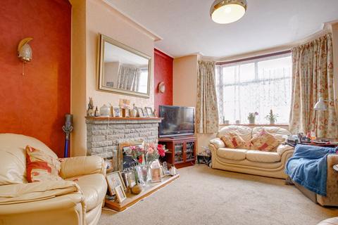 3 bedroom terraced house for sale, Albany Road, Enfield