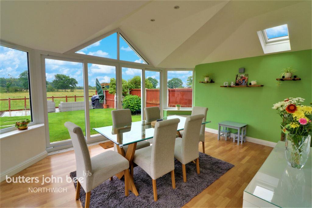 King Street, Lach Dennis 3 bed barn conversion for sale £350,000