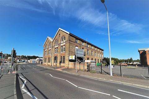 Retail property (out of town) to rent, 3a, The Old Ironworks, Fullbridge, Maldon, Essex, CM9