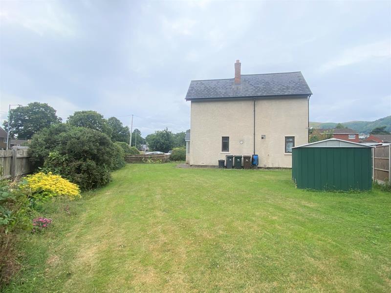 210 Pickersleigh Road, Malvern, Worcestershire, WR14 3 bed detached