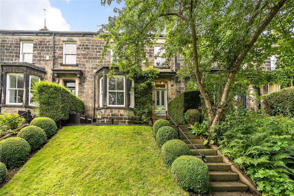 Woodbine Terrace, Leeds, West Yorkshire 4 bed terraced house for sale